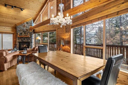 181 Carey, Canmore, AB - Indoor Photo Showing Dining Room