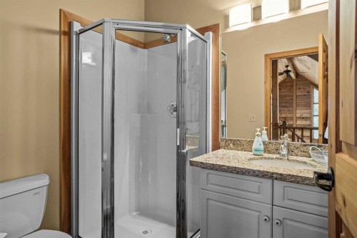 181 Carey, Canmore, AB - Indoor Photo Showing Bathroom