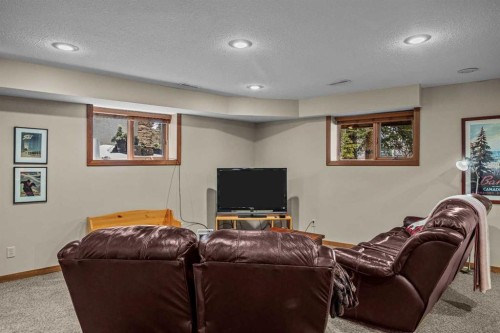 181 Carey, Canmore, AB - Indoor