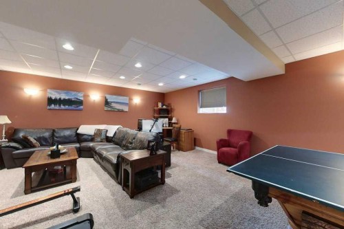 845 12 Street Se, Slave Lake, AB - Indoor