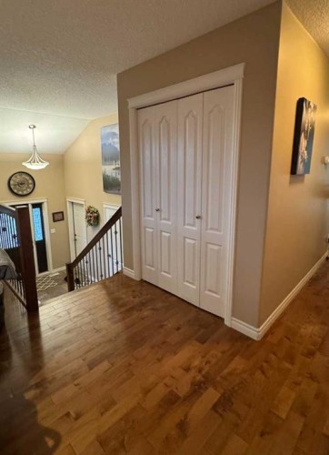 845 12 Street Se, Slave Lake, AB - Indoor Photo Showing Other Room