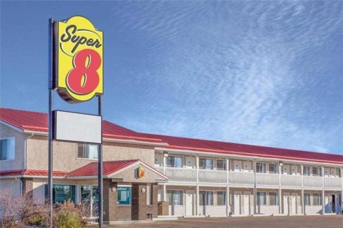 5720 44 Avenue, Stettler, AB 