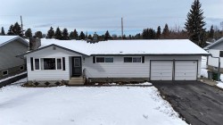 4230 5 Avenue  Edson, AB T7E 1A5