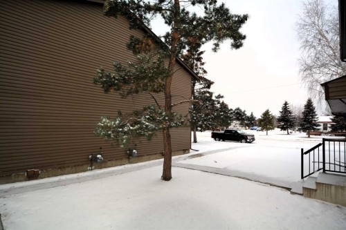 20-5215 6 Avenue, Edson, AB - Outdoor