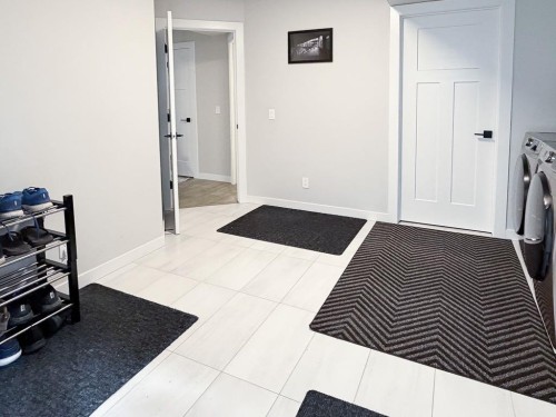 2-729 7Th, Canmore, AB - Indoor