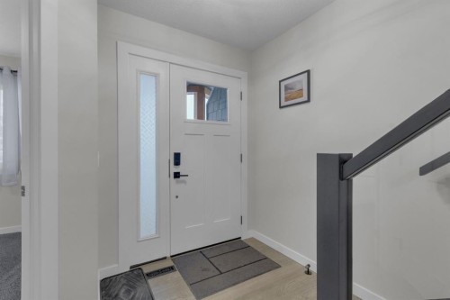 2-729 7Th, Canmore, AB - Indoor Photo Showing Other Room