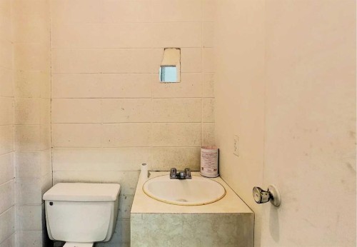 A,B,C,D-5946 3 Avenue, Edson, AB 