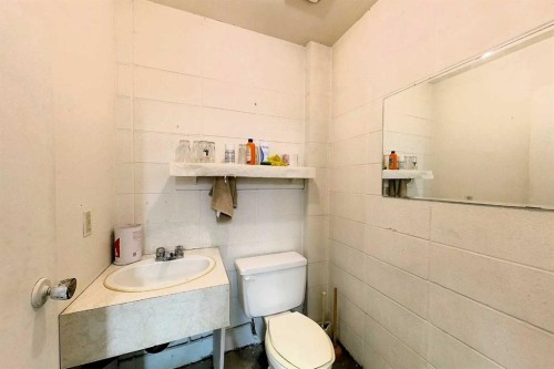 A,B,C,D-5946 3 Avenue, Edson, AB 