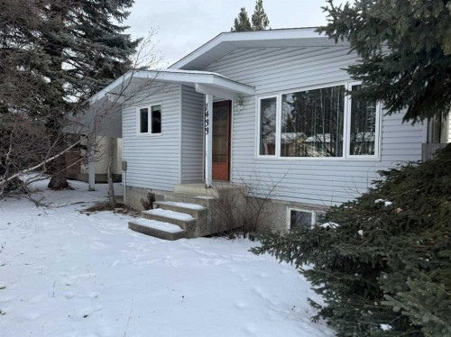 1433 53 Street  Edson, AB T7E 1H2