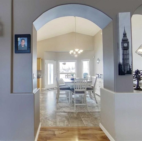 4119 16 Avenue Ne, Edson, AB - Indoor Photo Showing Dining Room