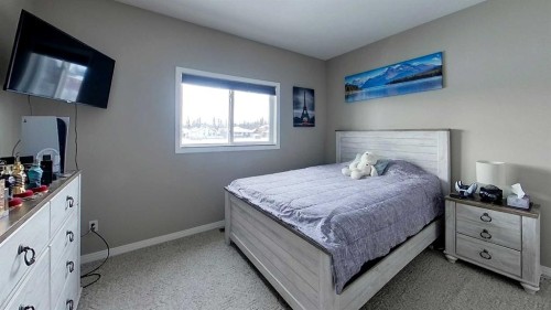 4119 16 Avenue Ne, Edson, AB - Indoor Photo Showing Bedroom