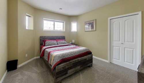 4119 16 Avenue Ne, Edson, AB - Indoor Photo Showing Bedroom