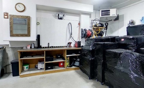 4119 16 Avenue Ne, Edson, AB - Indoor Photo Showing Other Room