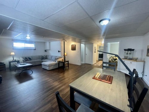 5906 12 Avenue, Edson, AB - Indoor