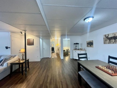 5906 12 Avenue, Edson, AB - Indoor