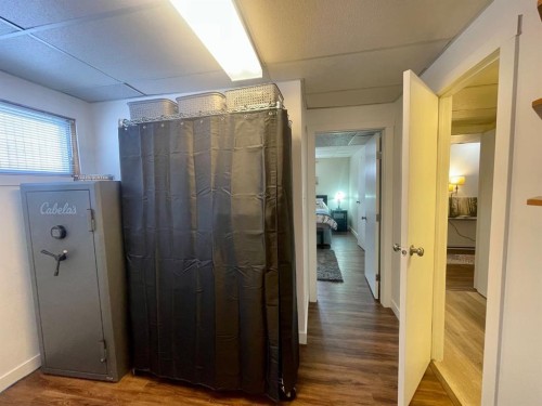 5906 12 Avenue, Edson, AB - Indoor Photo Showing Other Room