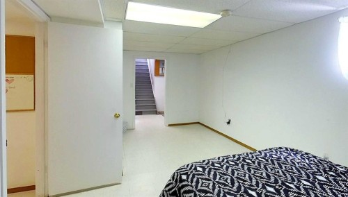 4827 5 Avenue, Edson, AB - Indoor Photo Showing Bedroom