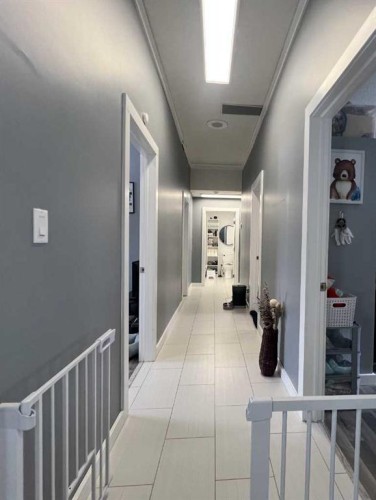 4024 6 Avenue, Edson, AB - Indoor Photo Showing Other Room