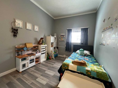 4024 6 Avenue, Edson, AB - Indoor Photo Showing Bedroom