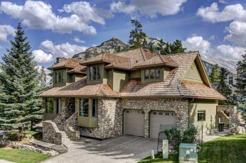 5 Cascade Court, Banff, AB - Outdoor
