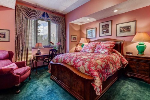 5 Cascade Court, Banff, AB - Indoor Photo Showing Bedroom