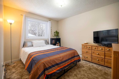 3111 Cornwall Drive, Athabasca, AB - Indoor Photo Showing Bedroom