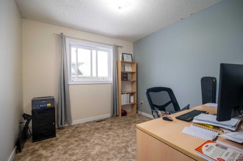 3111 Cornwall Drive, Athabasca, AB - Indoor Photo Showing Office