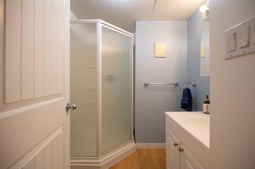 3111 Cornwall Drive, Athabasca, AB - Indoor Photo Showing Bathroom