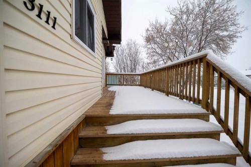 3111 Cornwall Drive, Athabasca, AB - Outdoor With Exterior