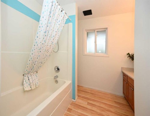 192042 Township Road 665, Athabasca, AB - Indoor Photo Showing Bathroom