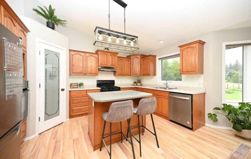 192042 Township Road 665, Athabasca, AB - Indoor Photo Showing Kitchen With Double Sink