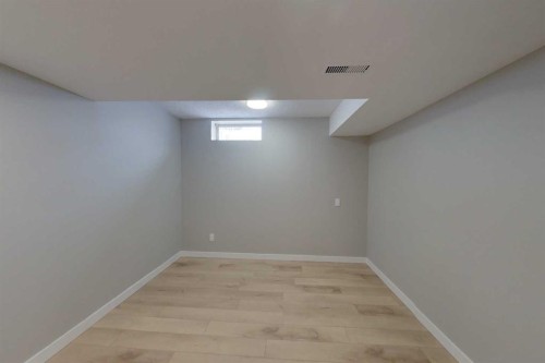 801 3 Avenue Se, Slave Lake, AB - Indoor Photo Showing Basement