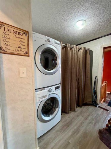 55111 Range Road 160A, Edson, AB - Indoor Photo Showing Laundry Room