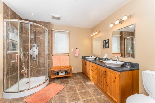 803 Larch Place, Canmore, AB 