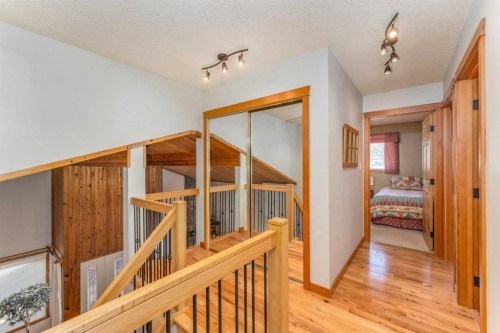 803 Larch Place, Canmore, AB 