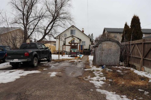 5113 5Th. Avenue, Edson, AB - Outdoor