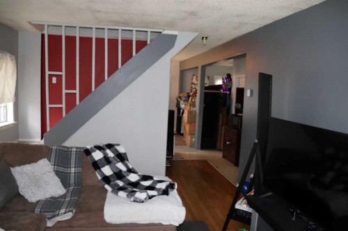 5113 5Th. Avenue, Edson, AB - Indoor Photo Showing Other Room