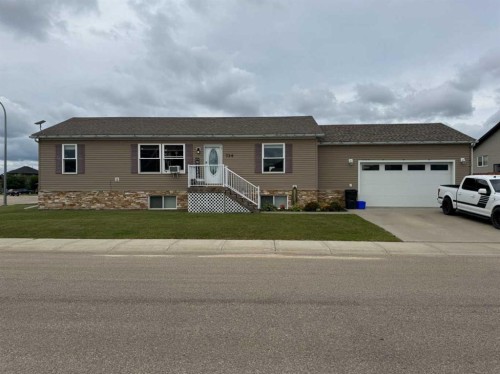 720 10 Street SE Slave Lake, AB T0G 2A3
