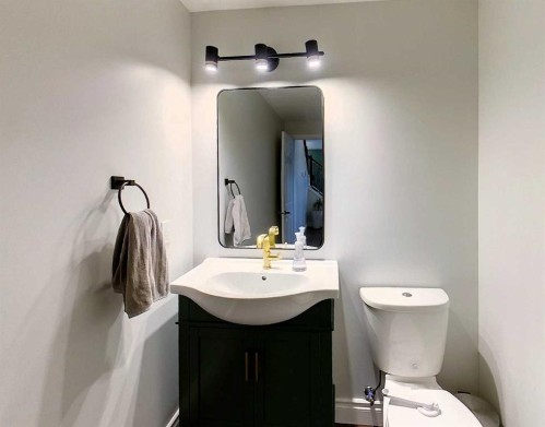 7 Bench Creek Estate, Edson, AB - Indoor Photo Showing Bathroom