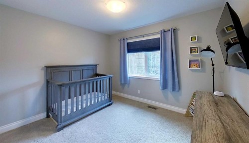 7 Bench Creek Estate, Edson, AB - Indoor Photo Showing Bedroom