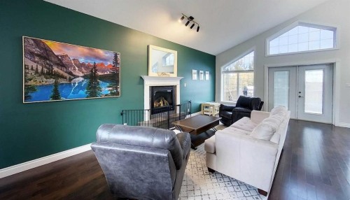 7 Bench Creek Estate, Edson, AB - Indoor Photo Showing Living Room With Fireplace