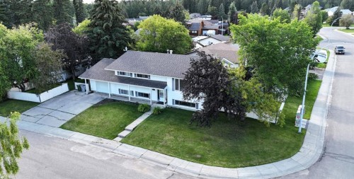 5301 15 Ave, Edson, AB - Outdoor