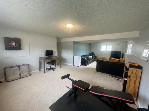 5301 15 Ave, Edson, AB - Indoor