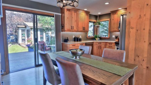 226 Lady Macdonald Drive, Canmore, AB - Indoor Photo Showing Dining Room
