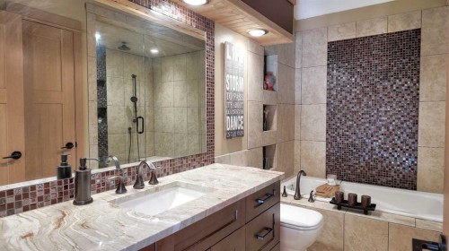 226 Lady Macdonald Drive, Canmore, AB - Indoor Photo Showing Bathroom