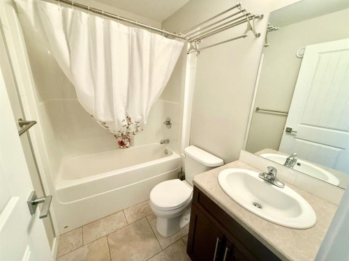 128 Berry Place, Hinton, AB - Outdoor