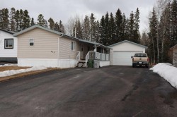605 40A Street Edson, AB T7E 1V9