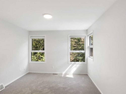 29-242 Benchlands Terrace, Canmore, AB - Indoor Photo Showing Other Room