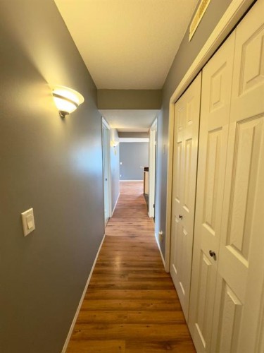 102-501 3, Fox Creek, AB - Indoor Photo Showing Other Room