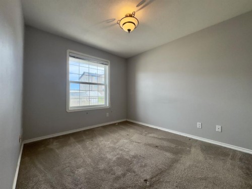 102-501 3, Fox Creek, AB - Indoor Photo Showing Other Room